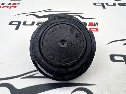 Крышка маслозаливной горловины Audi A3 8V/ A4 B9/ A5 B9/ A6 С8/ A7 C8/ Q5 B9/ Q3 F3/ Q7 4M/ Q8 4M 06K103485B, 06K 103 485 B фото